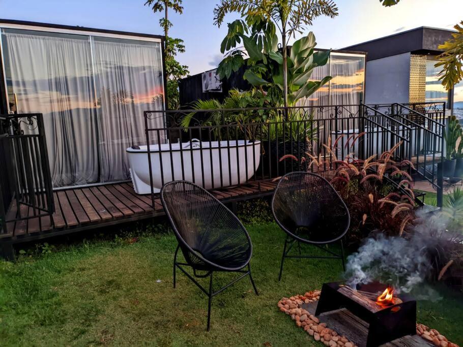 Tiny House Paraiso Minicasas Com Hidromassagem Pouso Alegre Eksteriør billede