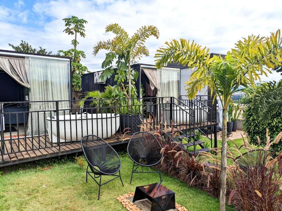 Tiny House Paraiso Minicasas Com Hidromassagem Pouso Alegre Eksteriør billede